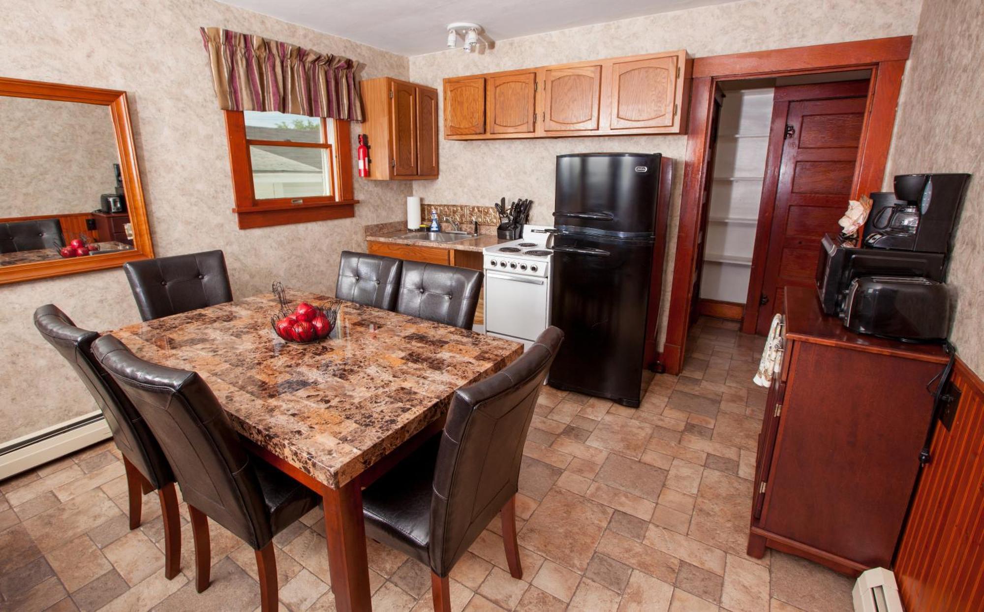 Knotty Pine Motel Bennington Habitación foto